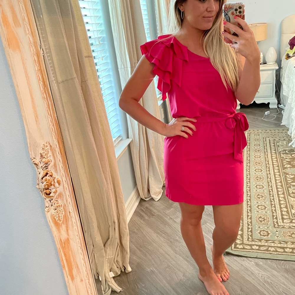 One shoulder got pink dress size 5/6